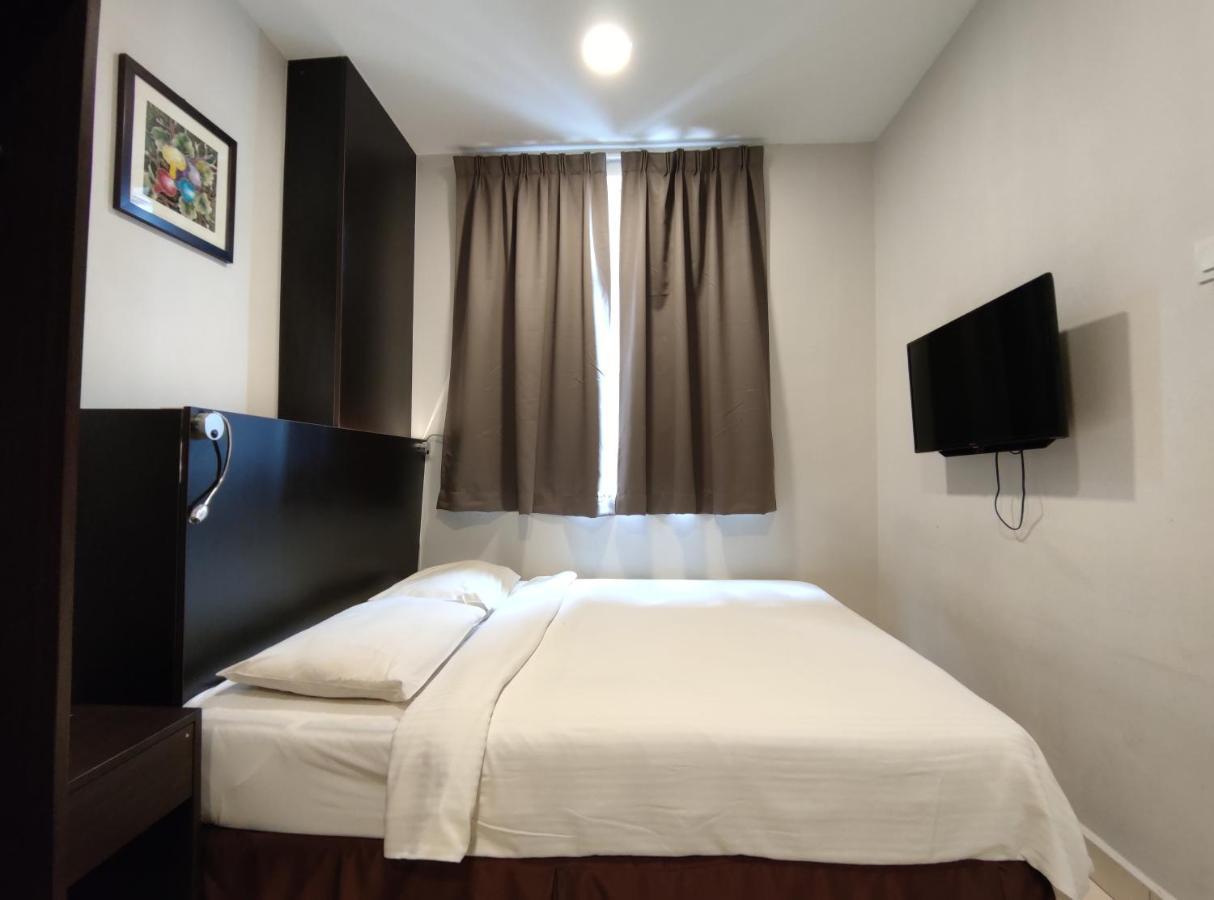 Hotel Desaru Penawar Bagian luar foto