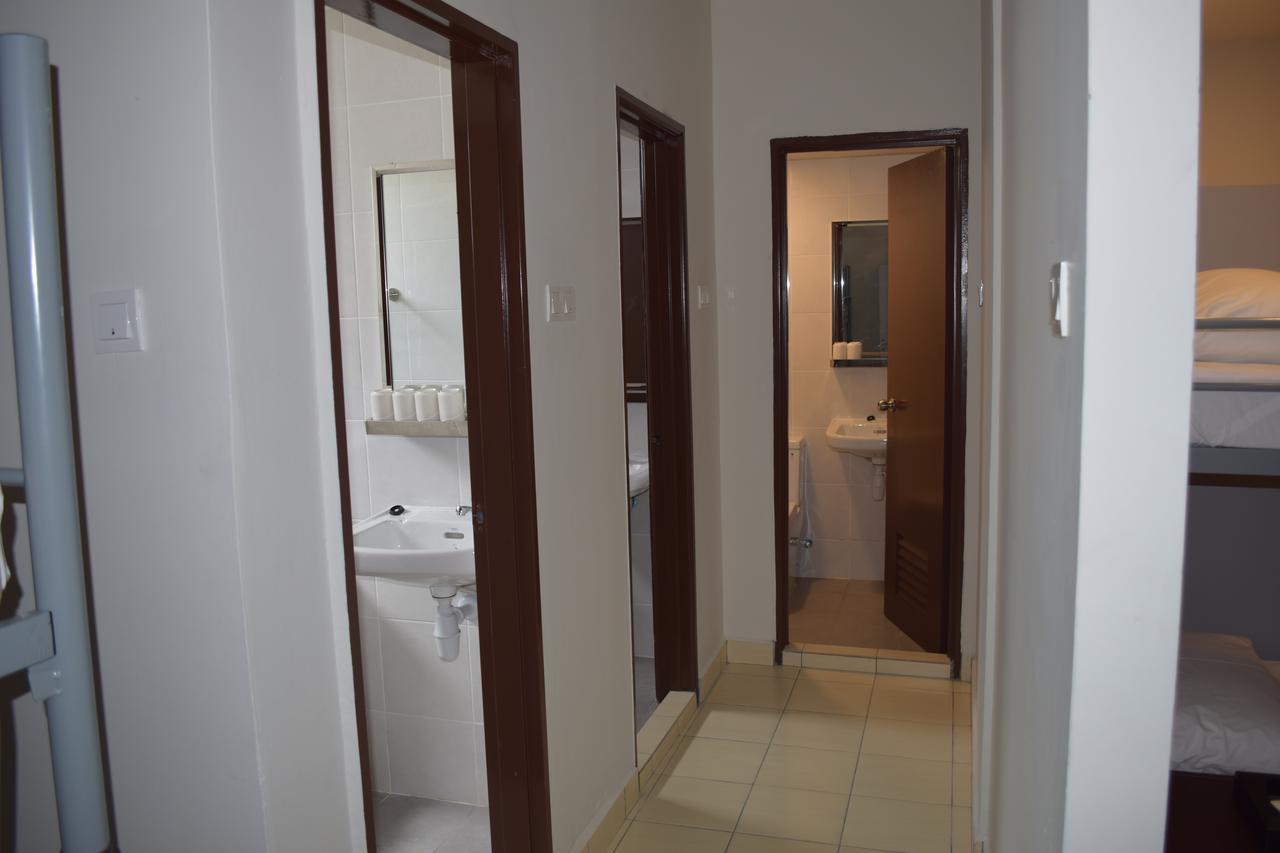 Hotel Desaru Penawar Bagian luar foto
