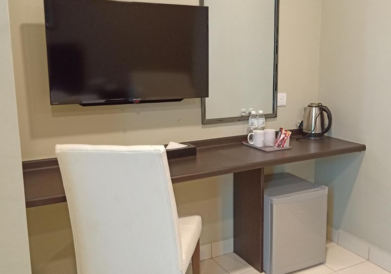 Hotel Desaru Penawar Bagian luar foto